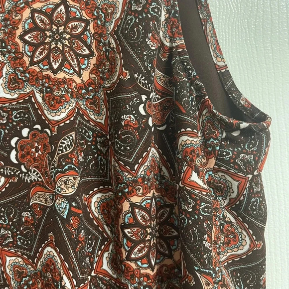 Black Rainn Paisley sheer top with brown lining in excellent condition. XL - Picture 4 of 10